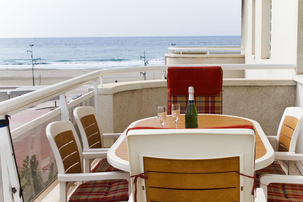 Апартаменти Mar Pineda Planet Costa Dorada Ла-Пінеда Номер фото